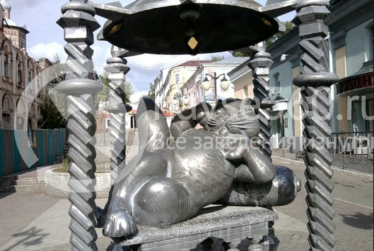 Казанский кот памятник